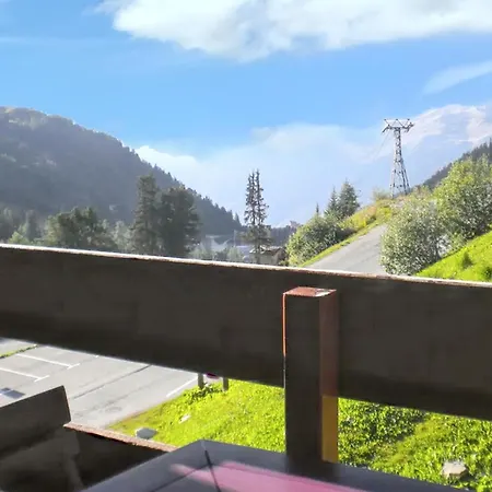 Cosy A 24 M² Avec Vue Montagne Apartman *